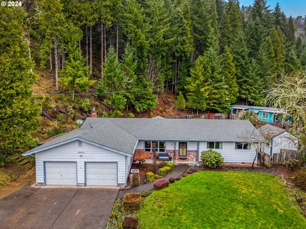 47437 W 2nd St, Oakridge, OR 97463