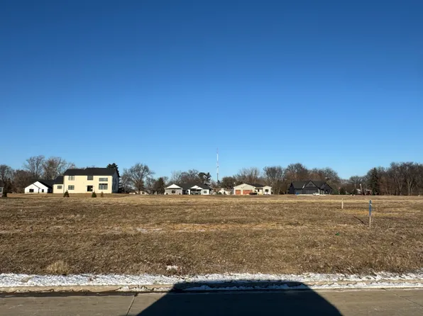 375 Ann Avenue Chase #3-lot 60, Bettendorf, IA 52722