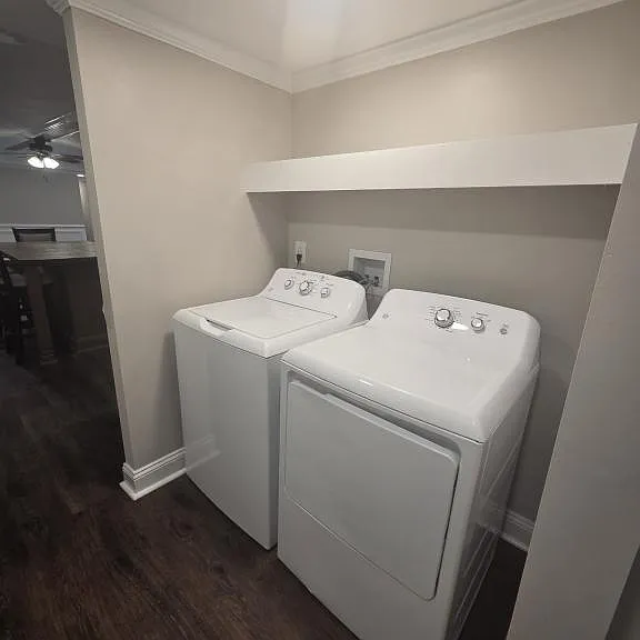 2095 N Kings Hwy — Photo 7