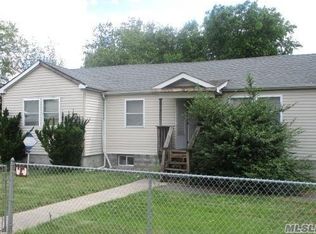 1157 Little East Neck Rd, West Babylon, NY 11704