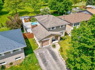 123 Wheatfield Cres, Kitchener, ON N2P1P7