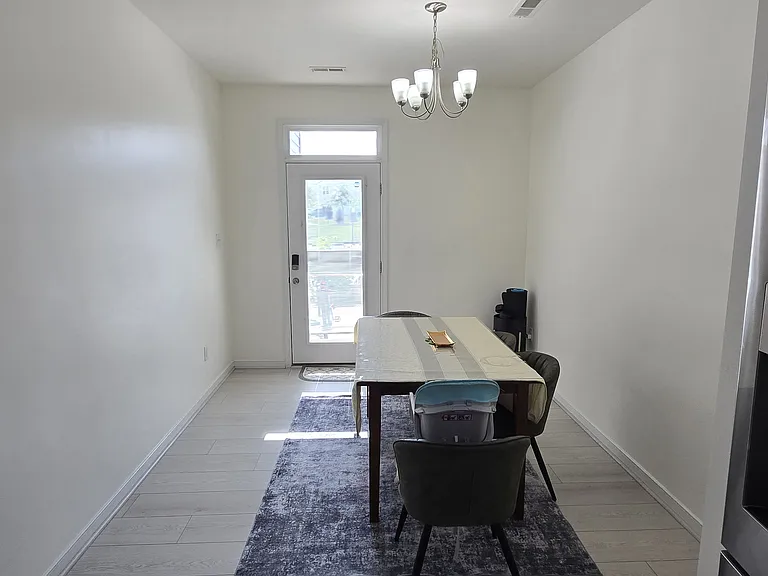 4006 Rivermere Ln — Photo 11