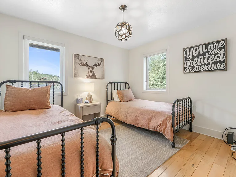 4445 Hidden Cove Rd — Photo 30