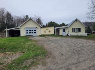 1013 Lackey Hill Rd, St Johnsbury, VT 05819