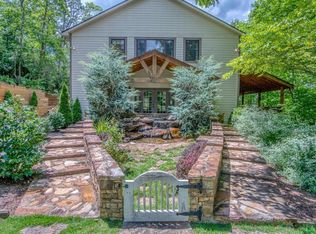 421 Chalk Hill Rd, Franklin, NC 28734