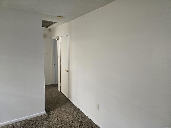 4th image of 9307 Southwest Dr