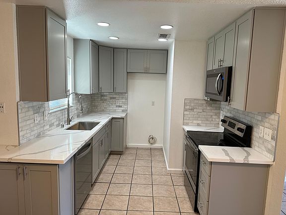 5th image of 109 Luna Grande Cir Unit 58