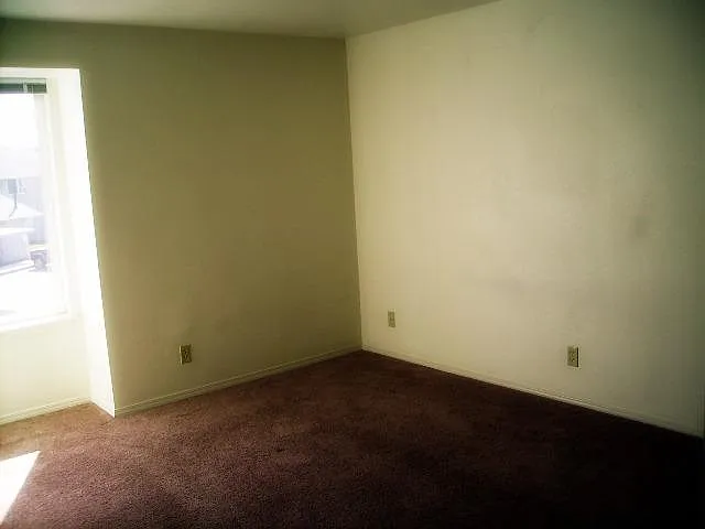 5861 N Garrett St #G — Photo 2