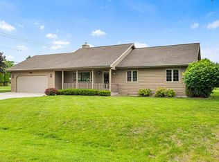 3725 Neumair Ct, Sheboygan, WI 53083