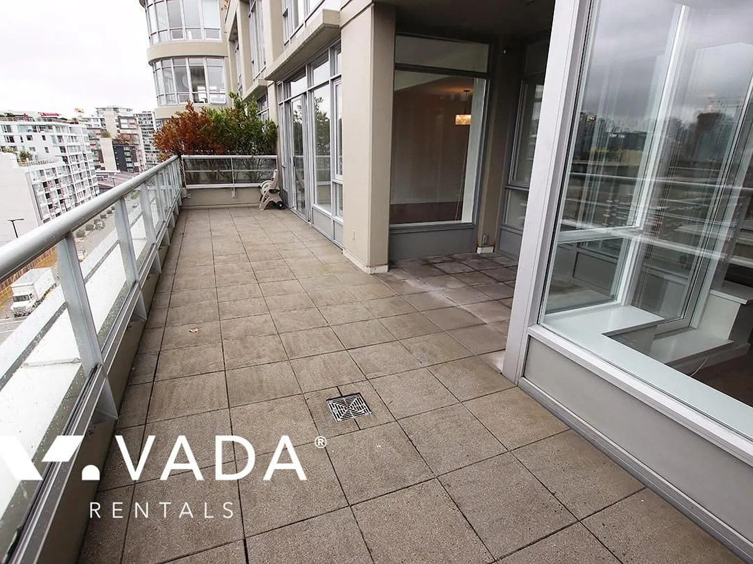 2055 Yukon Street Vancouver — Photo 3