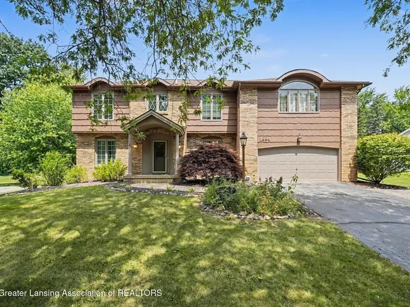 1884 Birchwood Dr, Okemos, MI 48864