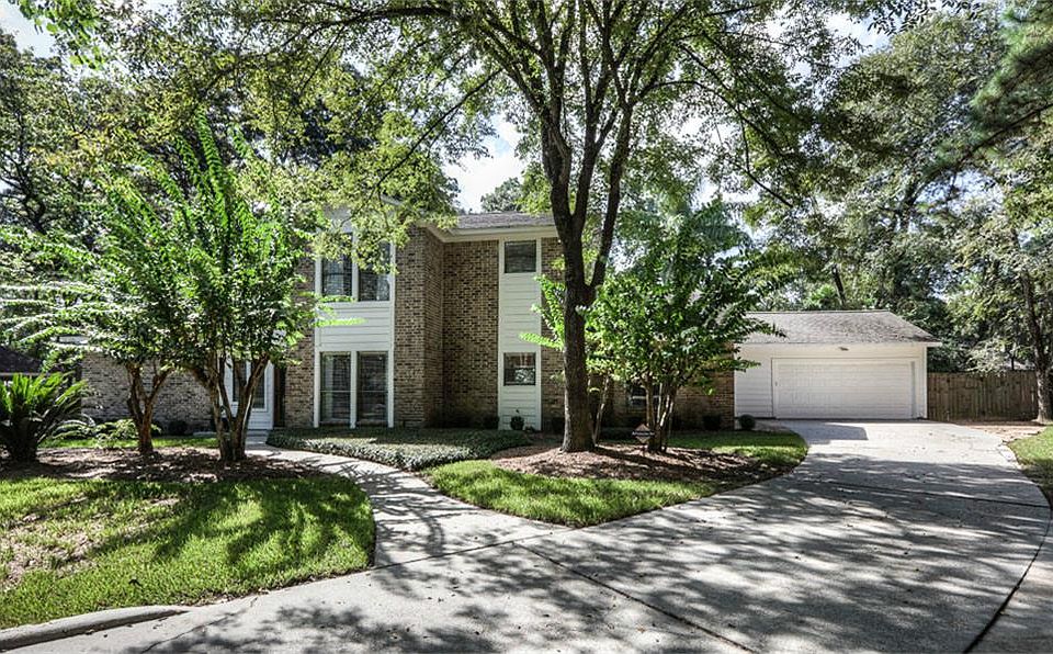 1st image of 7 Elwood Hills Ct