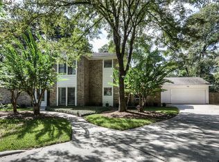 7 Elwood Hills Ct, The Woodlands, TX 77381