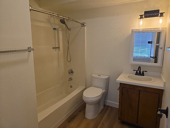 3rd image of 212 E St #1B
