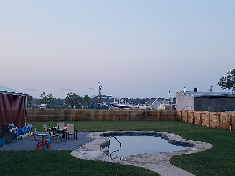 2nd image of 706 Drew Avenue