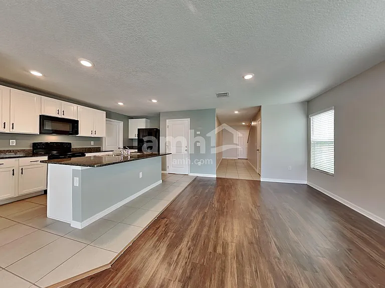 10416 Flathead Dr — Photo 5