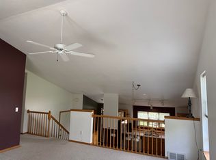 819 Spellman St, Mount Horeb, WI 53572