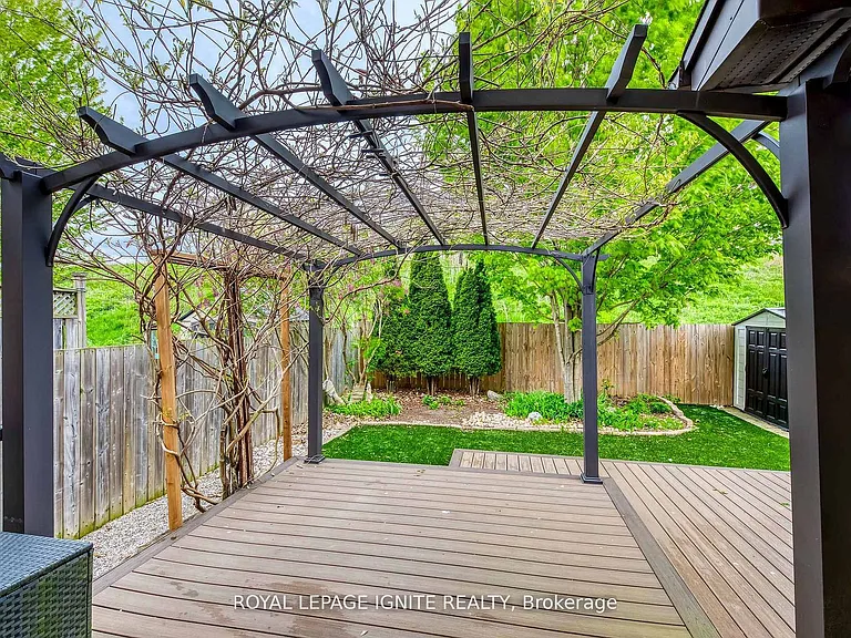 64 Templewood Dr — Photo 44