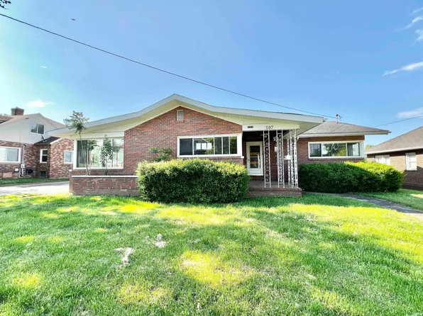 507 E Locust St, Boonville, IN 47601