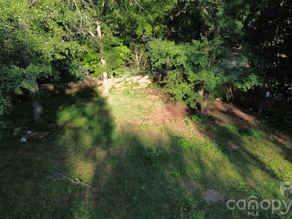 2nd image of 1074 Better Brook Ln