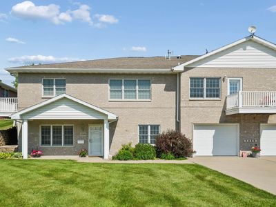 1530 Sylvan Dr, Dubuque, IA, 52002