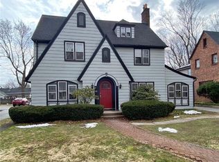 223 San Gabriel Dr, Rochester, NY 14610