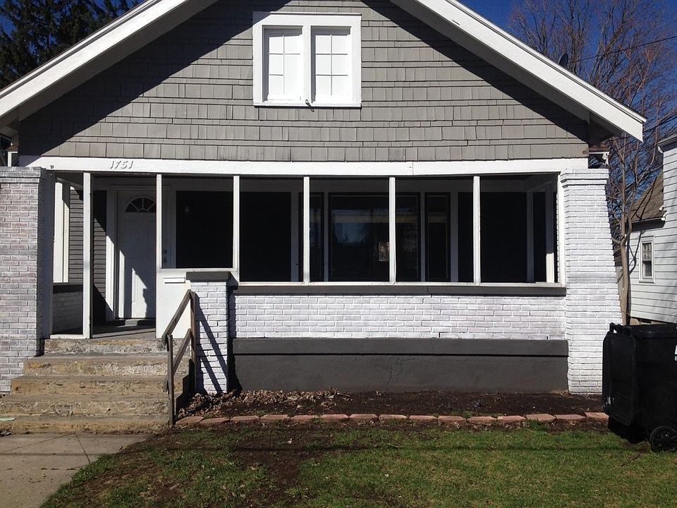 1st image of 1751 Martindale Ave SW
