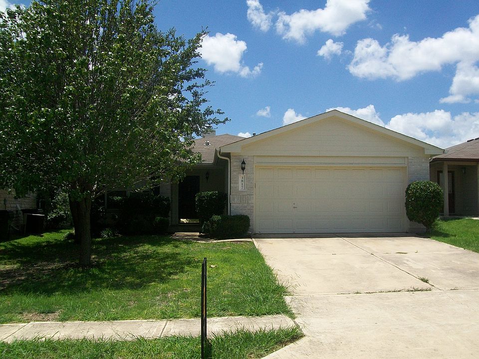 CHARMING 1-STORY 