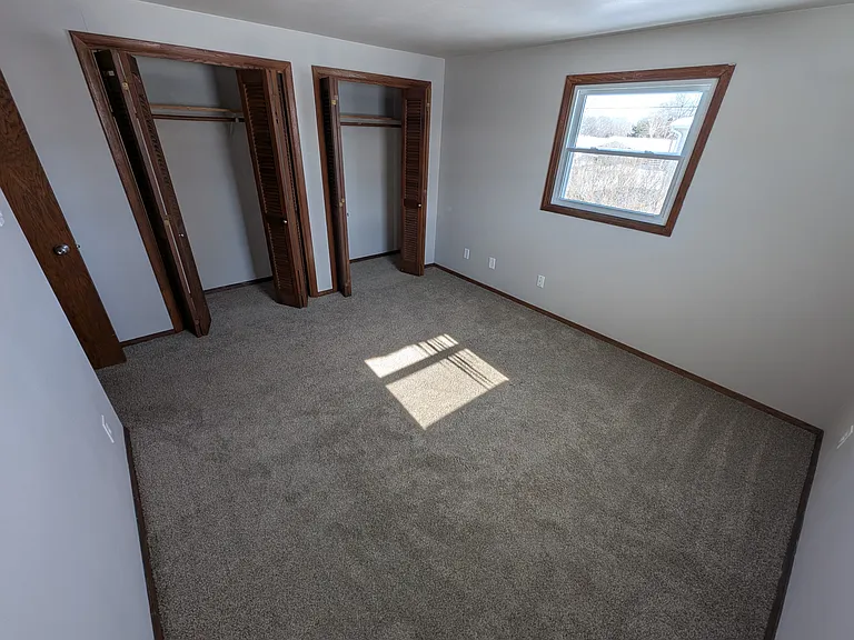 3603 Crestview Dr — Photo 7