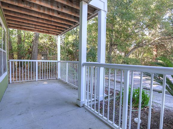 4th image of 435 E Canal Dr #4