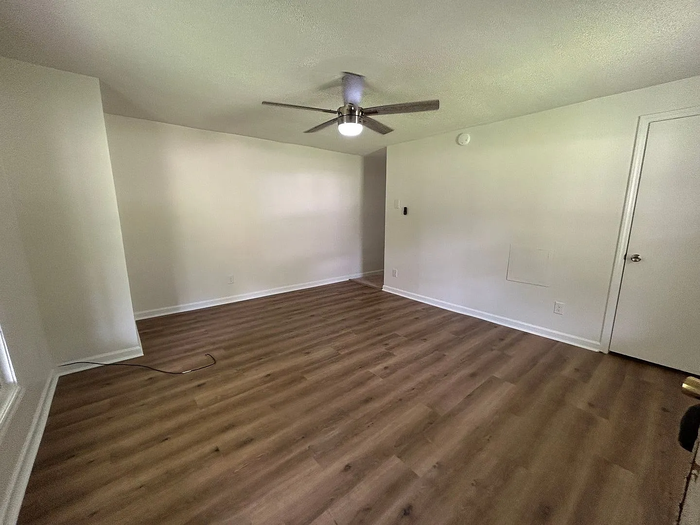 5986 Virginia Ave — Photo 1