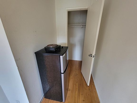 5th image of 3115 S Canfield Ave APT 1