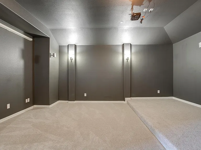 8201 Choctaw Ln — Photo 56