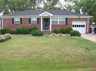 1028 Sharon Dr, Chesapeake, VA 23320