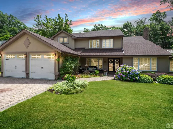 13 Lakeside Dr, Matawan, NJ 07747