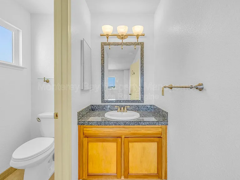 143 Seal Ct — Photo 26