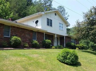 83 Grapevine Creek Rd, Hazard, KY 41701