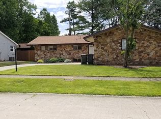 905 Shurts St, Urbana, IL