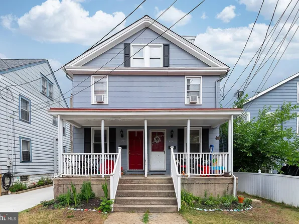 525-527 Auburn Ave, Swedesboro, NJ 08085