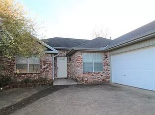 1567 N Caddo Ave, Fayetteville, AR 72704