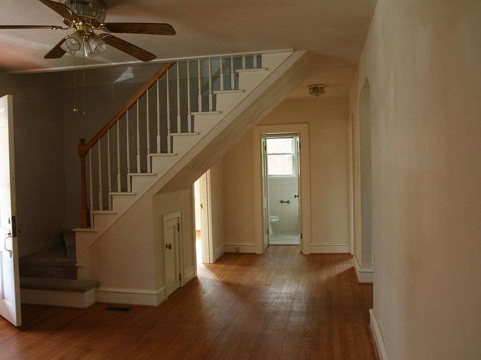 1st image of 122 Hull St