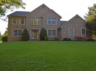 3027 Parker Run Rd, New Richmond, OH 45157