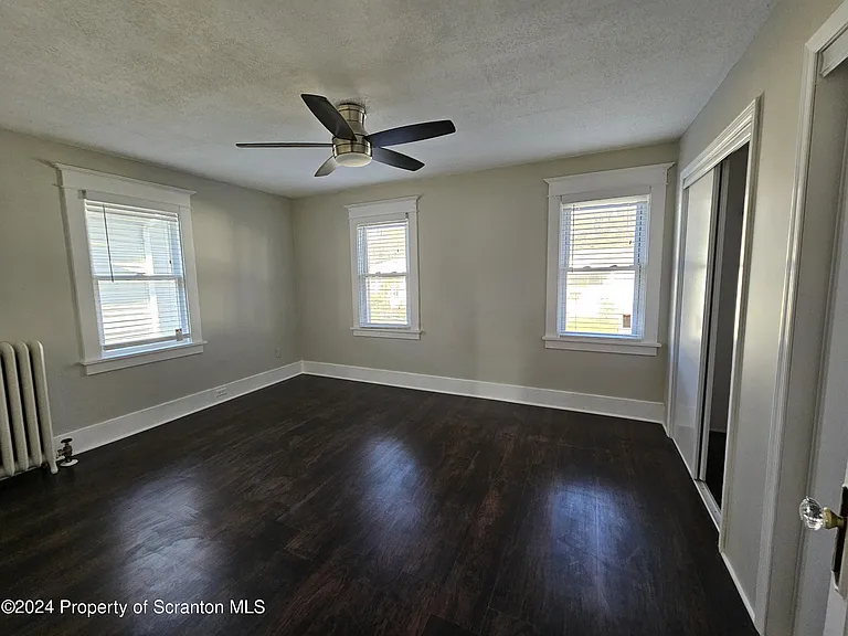 2122 N Main Ave — Photo 10