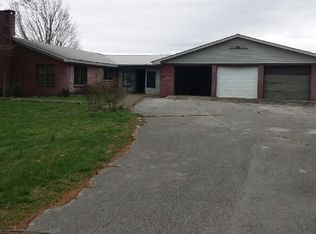 1381 Bybee Branch Rd, McMinnville, TN 37110