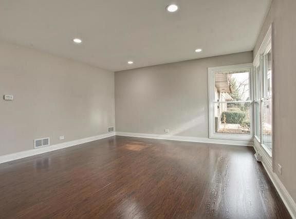 2nd image of 908 N Wheeling Rd #1