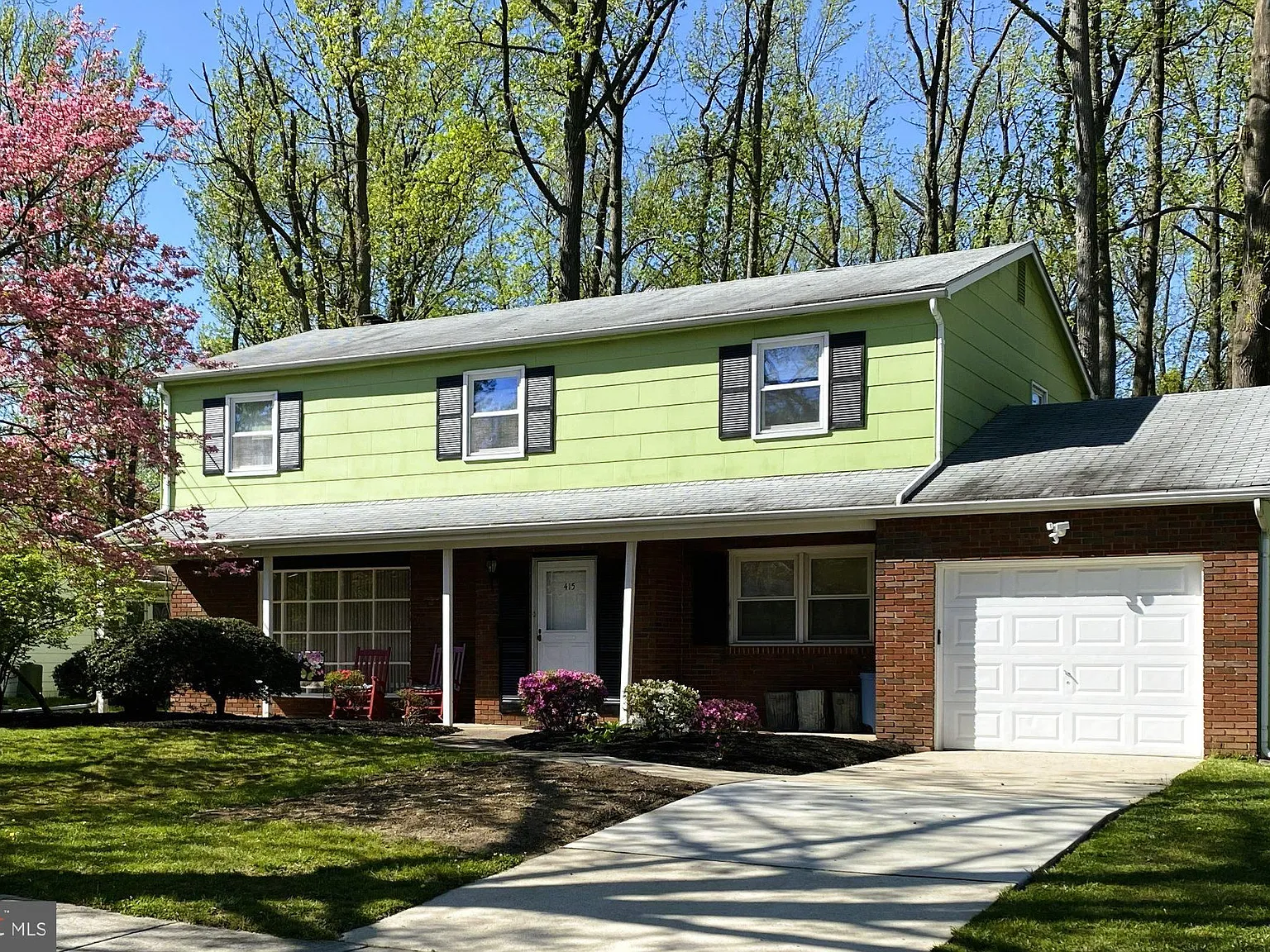 4 bed, 2.5 bath, 2277 sqft, $3,600 — Photo 1