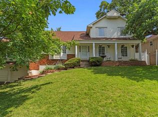 11806 W 101st St, Overland Park, KS 66214