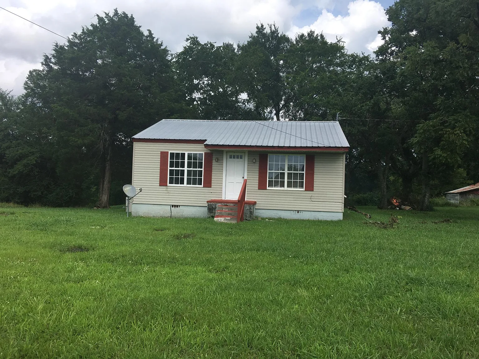 2 bed, 800 sqft, $1,350 — Photo 1