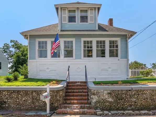 18 Kiely Rd, Dedham, MA 02026