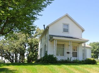 214 S Court St, Carroll, IA 51401